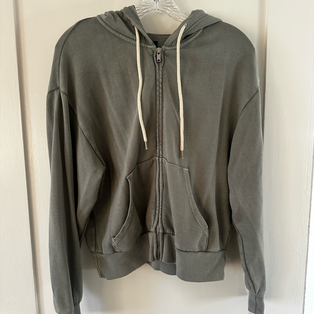 GAP Heather Gray Petite Hoodie